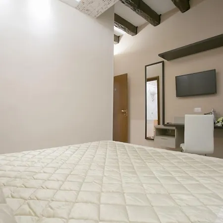 Otel La Fenice