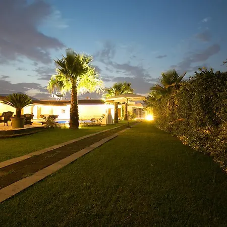 ホテル La Fenice ボスコレアーレ