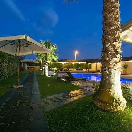 ホテル La Fenice ボスコレアーレ