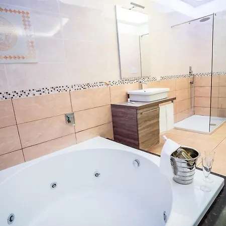 La Fenice Hotel