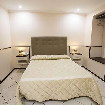 La Fenice Hotell 3*